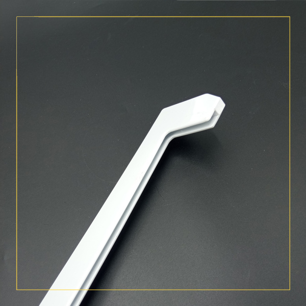 Обрамление стеклянной полки Beko 4561530300 (переднее 450 мм)