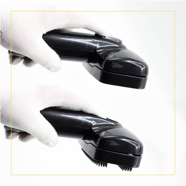 Щетка-расческа для сбора шерсти c животных 32 mm с выдвижной щетиной