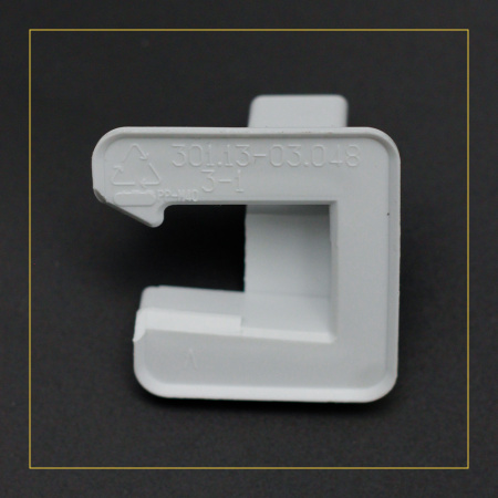 Кронштейн ящика для морозильника Атлант 301130304800, левый