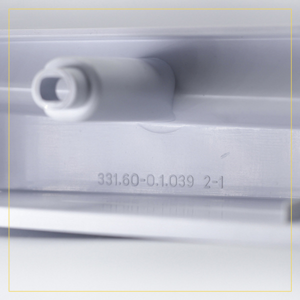 Панель цокольная для холодильника Атлант 331600103900