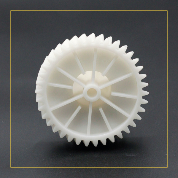 Шестерня основная для мясорубки VITEK Д-82/32, Зуб-38/8(Косой/прямой)