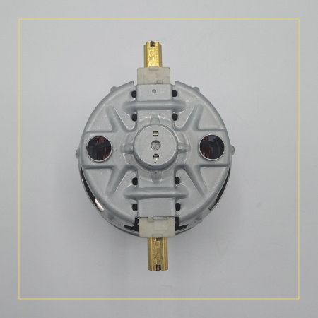 Двигатель для пылесоса Bosch 2000Вт, H-113 мм, D-105 мм